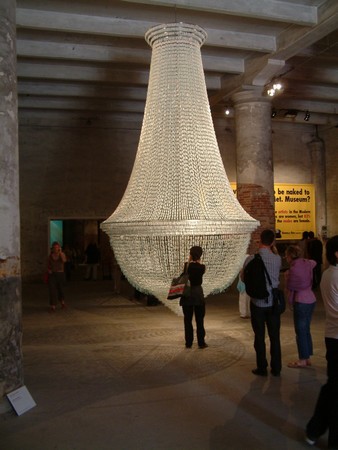 Joana Vasconcelos The bride (la mariée) 2005